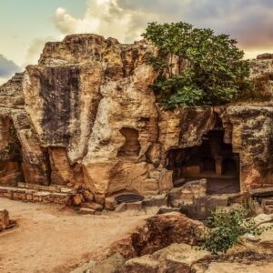 studiare archeologia significa immergersi nell'antichità e nella cultura delle civiltà passate