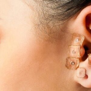 il corso di cromoterapia e auricoloterapia permette di conoscere gli effetti del colore sulla nostra salute e la stimolazione dei punti auricolari